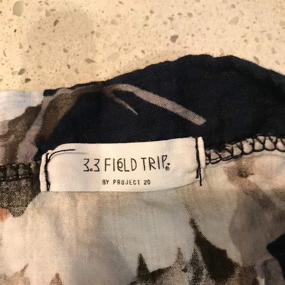 Cute floral cold shoulder cropped cotton blouse - Picture 8 of 9